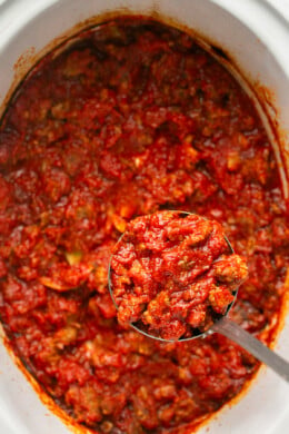 Crock Pot Pasta Sauce with Sausage